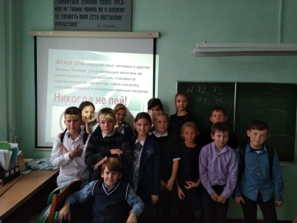 Карпова Юлия - Юлия Друнина "Зинка" - YouTube