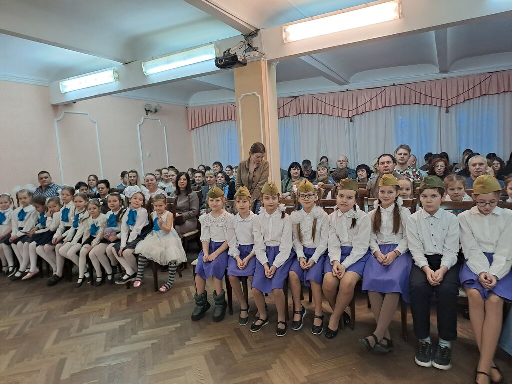 зрители в зале