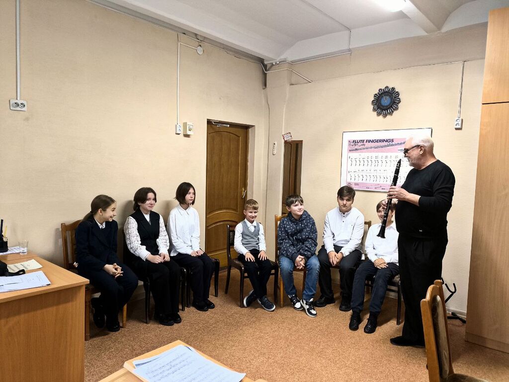 Рассказ преподавателя об инструменте