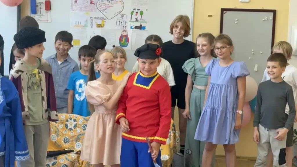Фрагмент спектакля