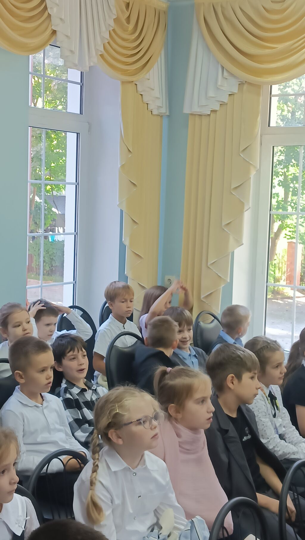 Зрители в зале
