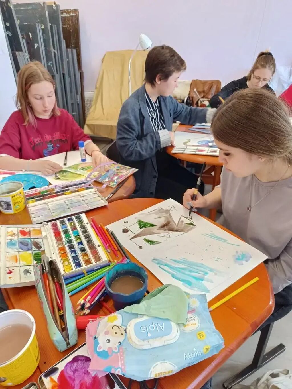 дети рисуют